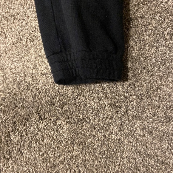 Brandy Melville sweatpants - Picture 2 of 4